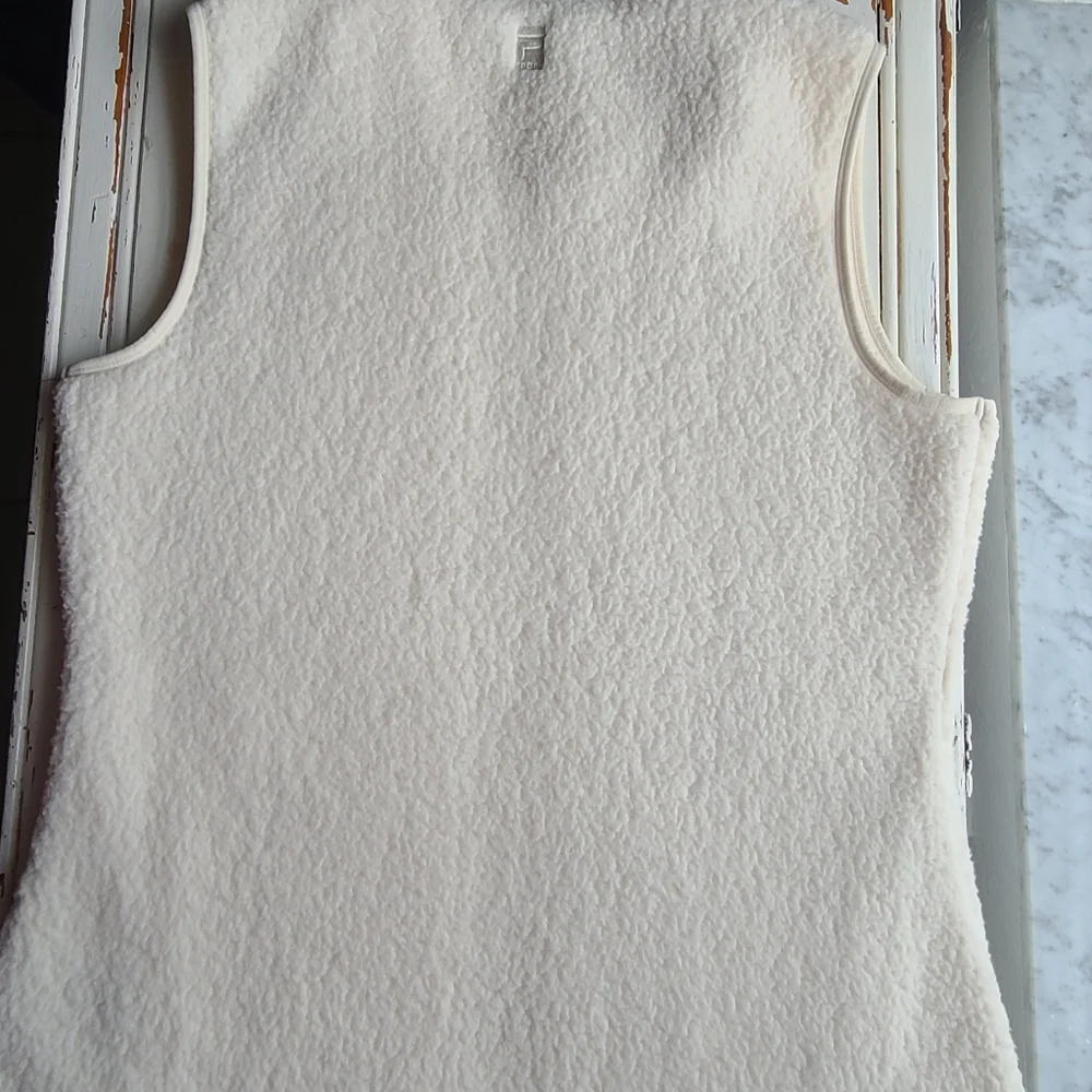 Fila nwt fuzzy
